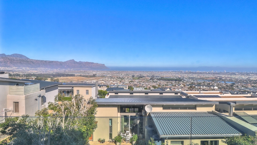 5 Bedroom Property for Sale in Fairhaven Country Estate Western Cape